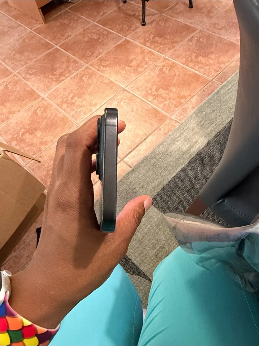 iphone 15 pro max 256gb blk BH 90